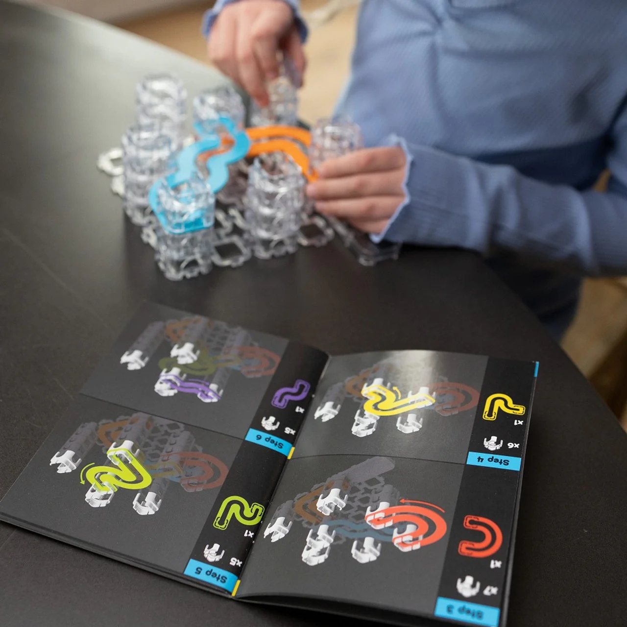 FAT BRAIN - Trestle Tracks 72 Piece Builder Set - Image 4